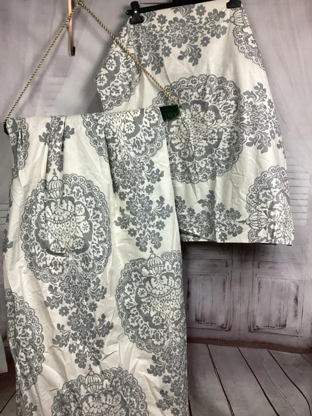 Pottery Barn Duvet and 2 Shams Gray & White King/Cali King